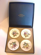 Zestaw 4 podkładek ręcznie malowanych Royal Worcester ok. 1996