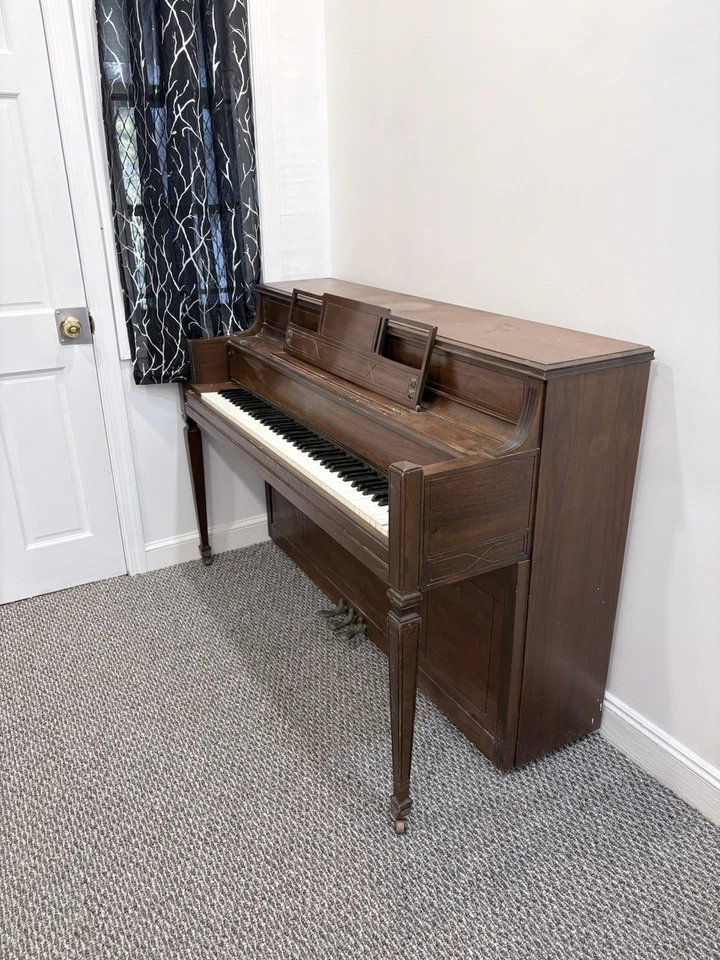 Piano Story And Clark Snipet Foto 2 de 3