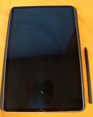 Samsung Galaxy Tab S8+ SM-X800 256GB 12.4'' WiFi Tablet With Case & S-Pen Bundle