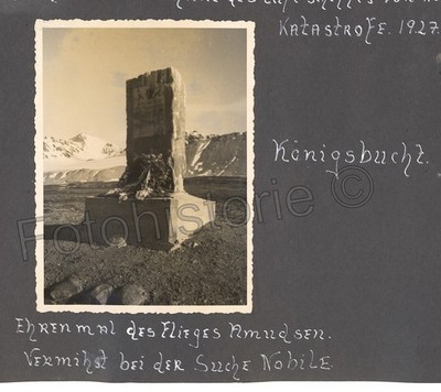 Foto Spitzbergen Königsbucht Amundsen Flieger-Denkmal Gedenkstein 1936