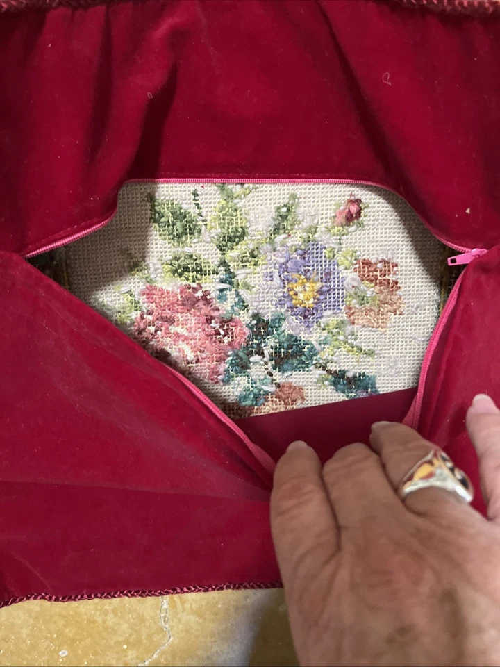 Imperial Elegance Wool Needlepoint Cross Stitch Cushion Cover Pillow Sham Floral - Image 3 of 4