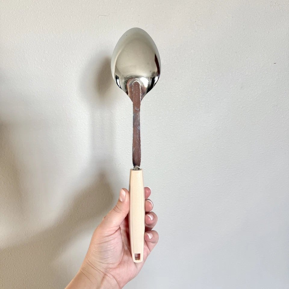 Ekco EE. UU. Cuchara de Servir Cromado Utensilio Plástico Mango Cebolla Diseño De Colección Foto 2 de 4