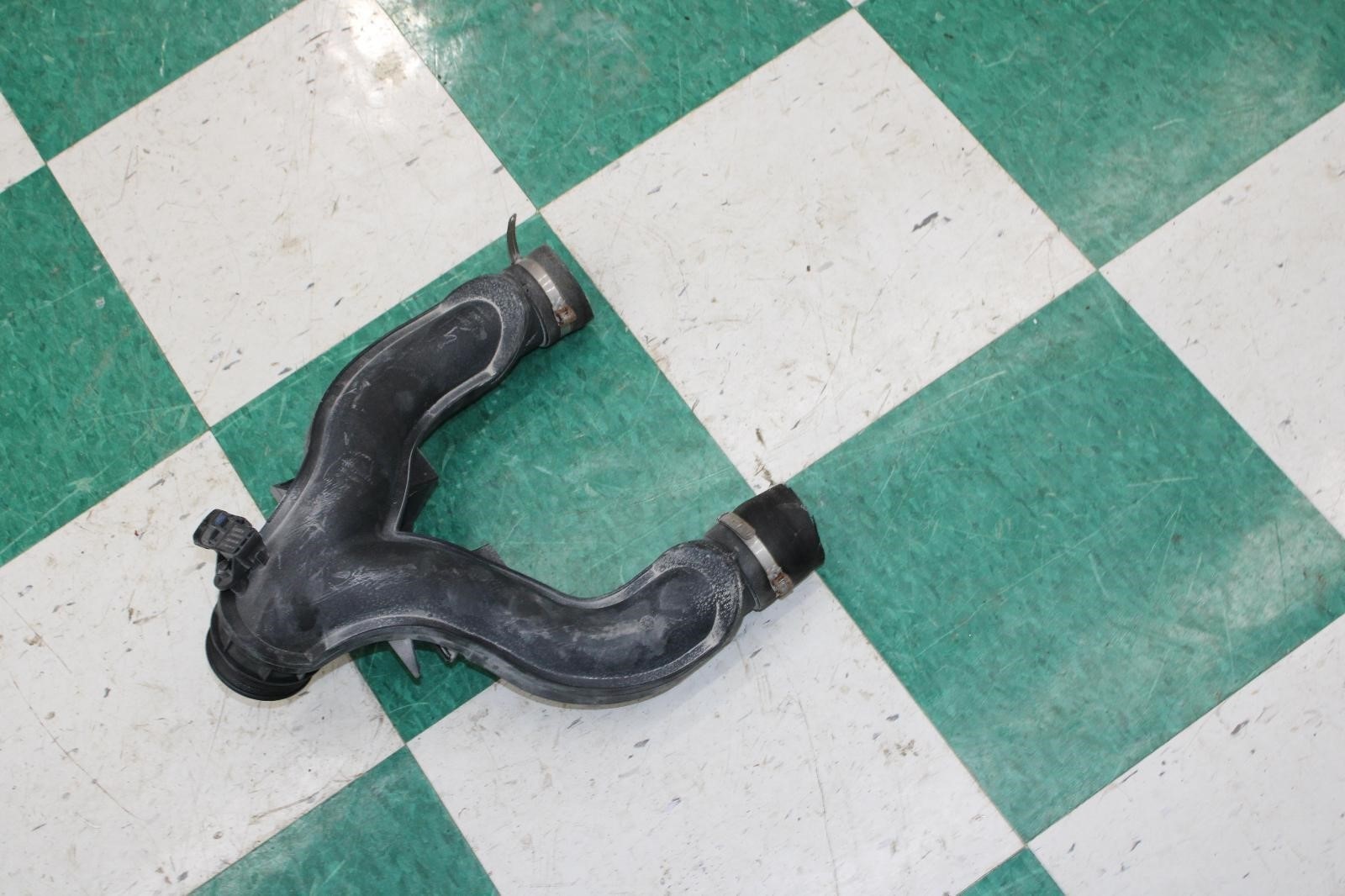 14-19 GHIBLI 3.0L Engine Dual Air Intake Inlet Duct Resonator Pipe OEM Factory