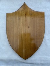 Trophäenschild aus Holz