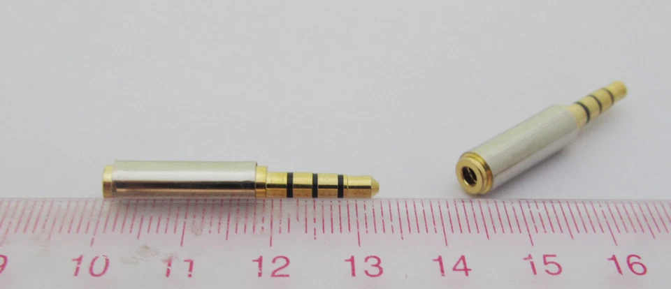 1x 3.5mm 1/8" Male Plug to 2.5mm Female Jack Audio Video Plug Adapter Converter - Image 4 of 4