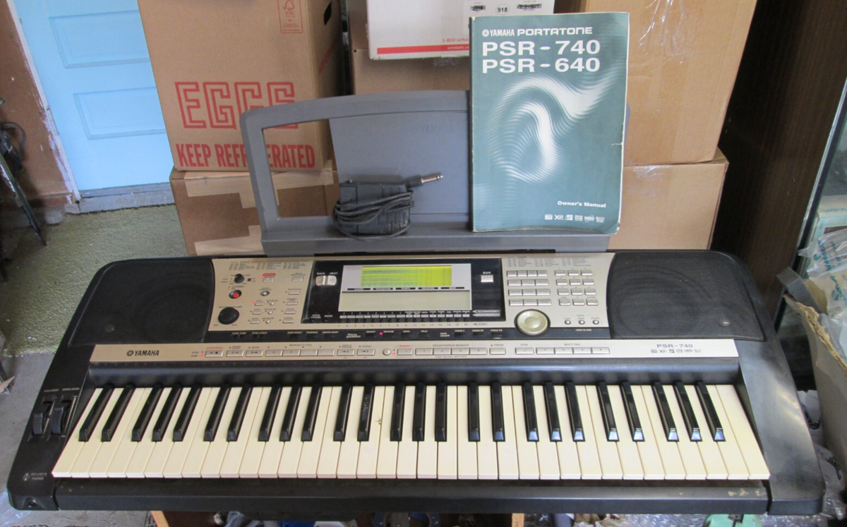 Yamaha PSR-740 Portatone Electronic Keyboard for parts or