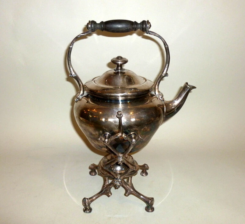 Antigua tetera CHRISTOFLE FRANCIA plateada inclinable uva y vid hotel FRANKFURT Foto 2 de 4