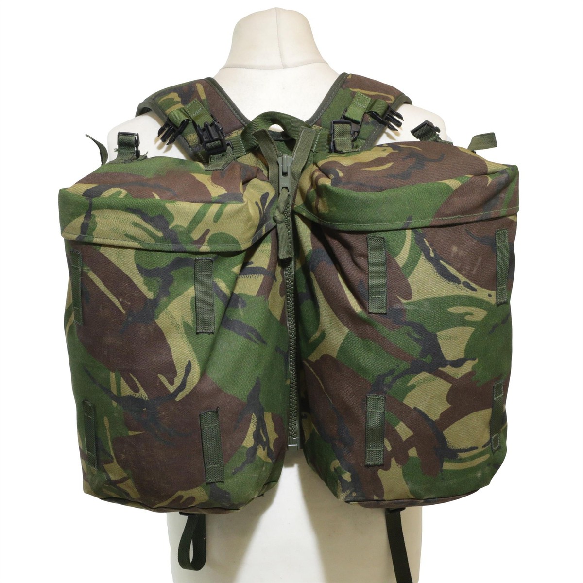 Genuine British Army Surplus Day Pack Rocket Pouches Side DPM Camo