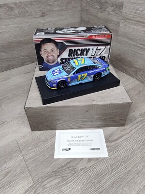 Ricky Stenhouse Jr #17 Fifth Third Bank 2018 Ford Fusion 1:24 Autographed 1/152
