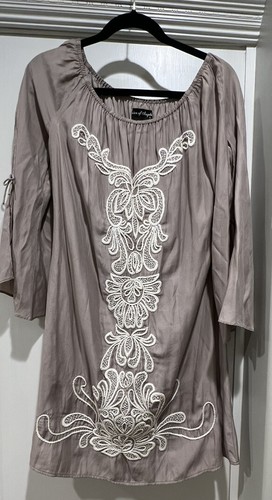 BOHO Embroidered Dress; Beige/Bell Sleeves/Off the Shoulders Size L - Picture 5 of 16