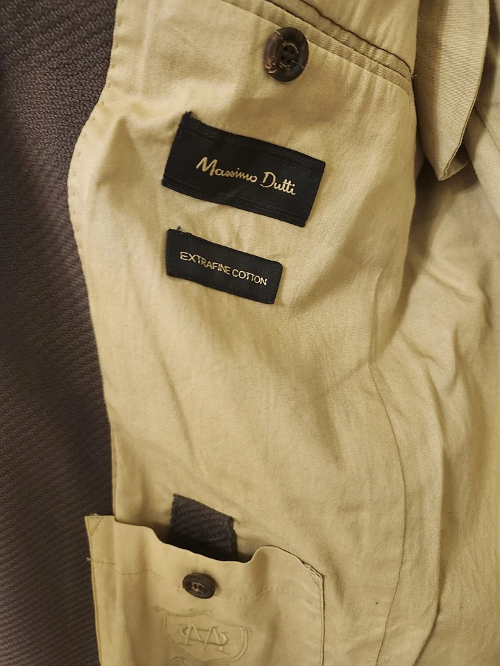 Blazer Massimo Dutti Marrón Algodón Extra Fino con Puños de Cirujano y Cierre de Garganta Foto 3 de 4