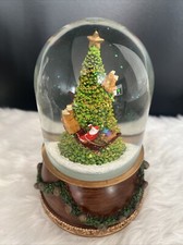 Glitterdome Christmas Snow Globe by Roman "Santa Claus is Coming to Town"