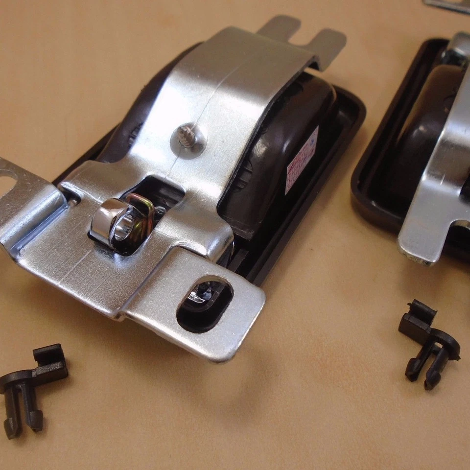 FOR Toyota Corolla KE70 TE71,72,75 Pair Inner Door Handle Interior Inside 79-84 - Image 2 of 4