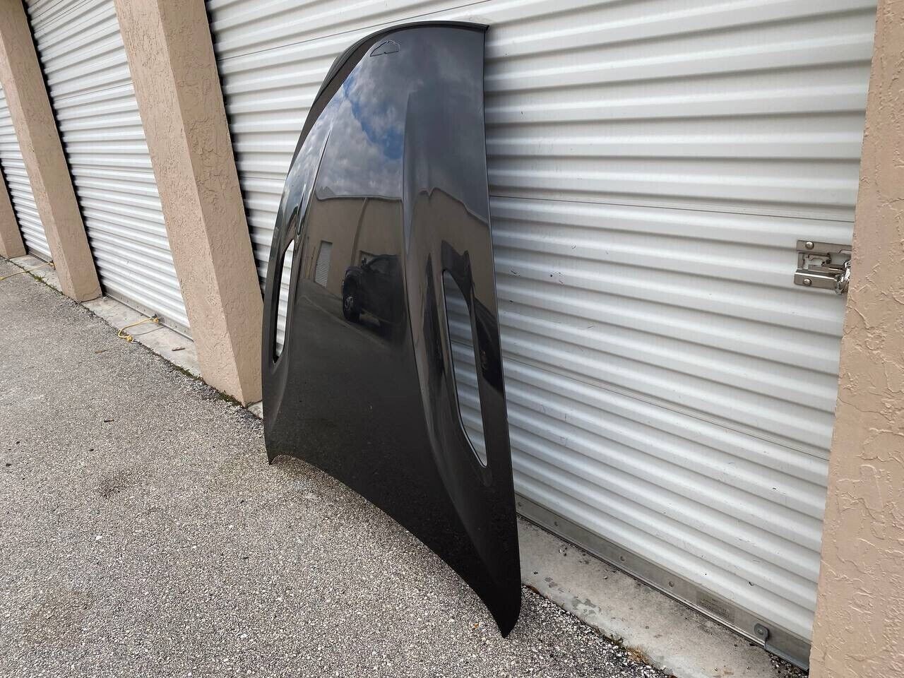 2014 2015 2016 2017 2018 ASTON MARTIN VANQUISH S HOOD BONNET CARBON FIBER OEM