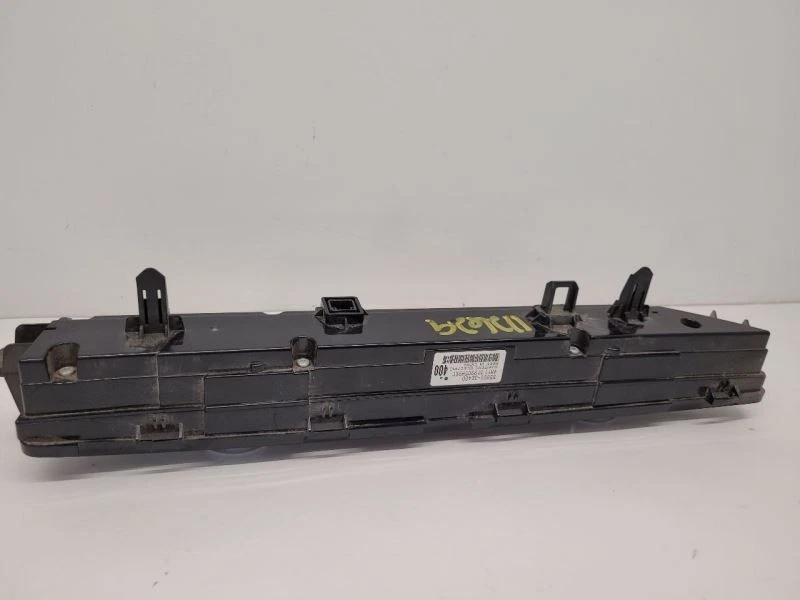 Toyota Highlander 2014-2019 control de temperatura identificación delantera 559000E400  Foto 4 de 4