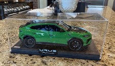 Lamborghini Urus Performante (Green) 1:18 Scale Model (MR Collection)