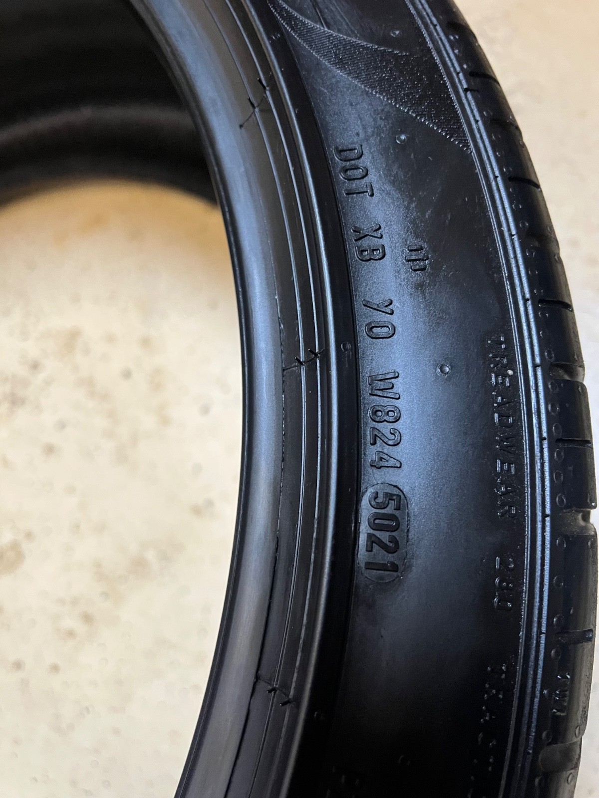 2 - NO REPAIRS 275/35ZR20 XL (102Y) Pirelli P Zero PZ4 (F) Ferrari OEM - 10087