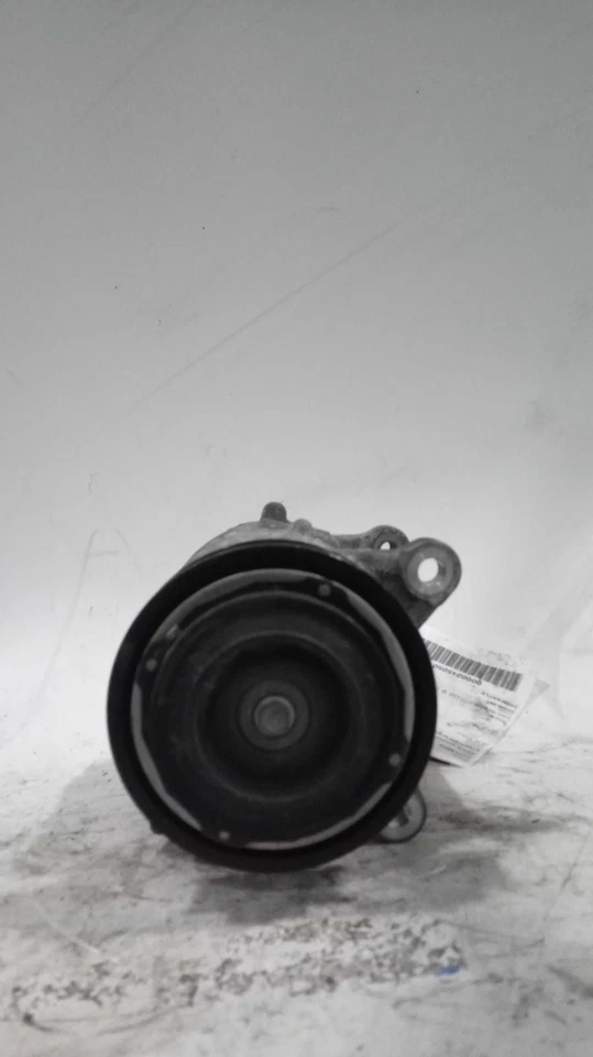 Compresor de aire acondicionado usado se adapta a: BMW 230I 2018 3,0 grado C Foto 2 de 4