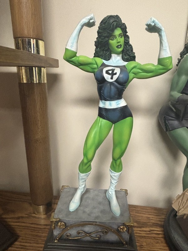 Marvel She-Hulk Statue Premiere Diamond Select  #39/3000