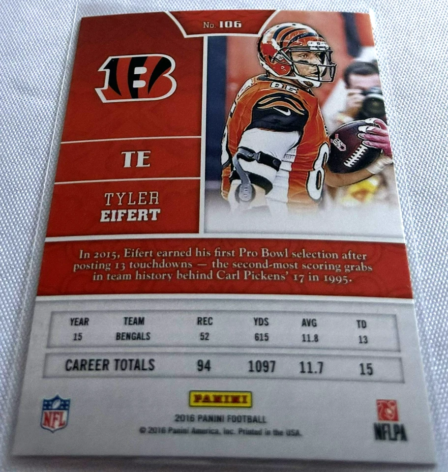 2016 Panini Football Tyler Eifert Cincinnati Bengals Chain Mail Parallel #106 - Image 2 of 2