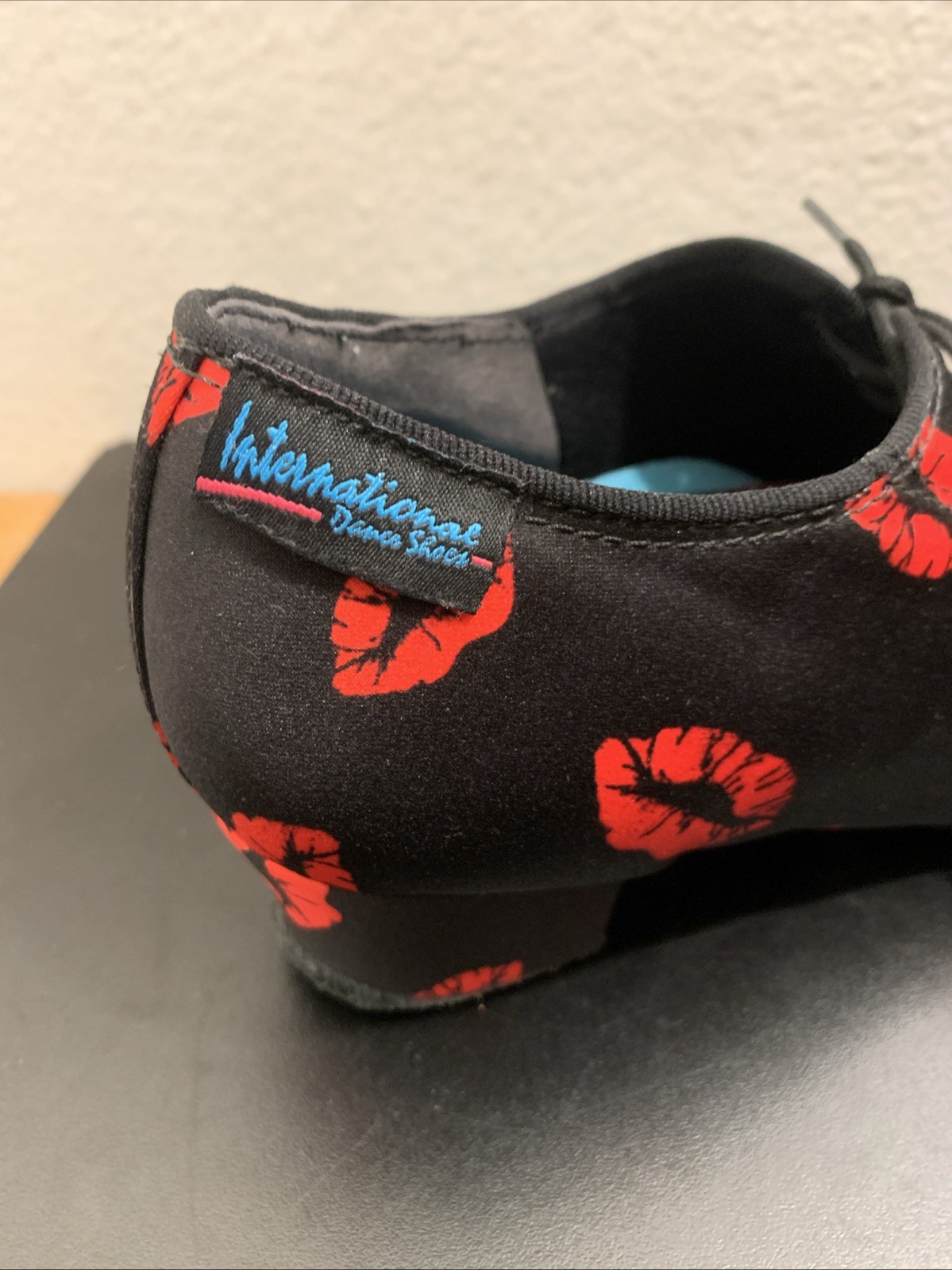 International 1.5" Heather Split-sole Womens Print Practice Dance Shoes Sz 4