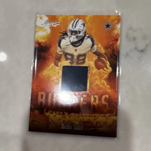 2025 Panini Absolute CeeDee Lamb Base (RAW)