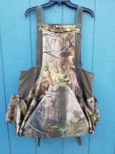 Hunter Specialties Realtree Hardwood Camo Turkey Vest H.S Strut Men's L/XL Seat
