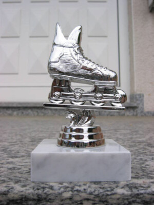 PP1405 Inliner Inline Skates Figur Pokal Pokale inkl Gravur Rollschuhe Trophäe