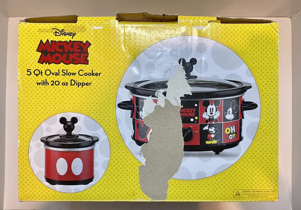 Olla de cocción lenta ovalada de 5 cuartos de galón Disney Mickey Mouse con cucharón de 20 OZ Foto 4 de 4
