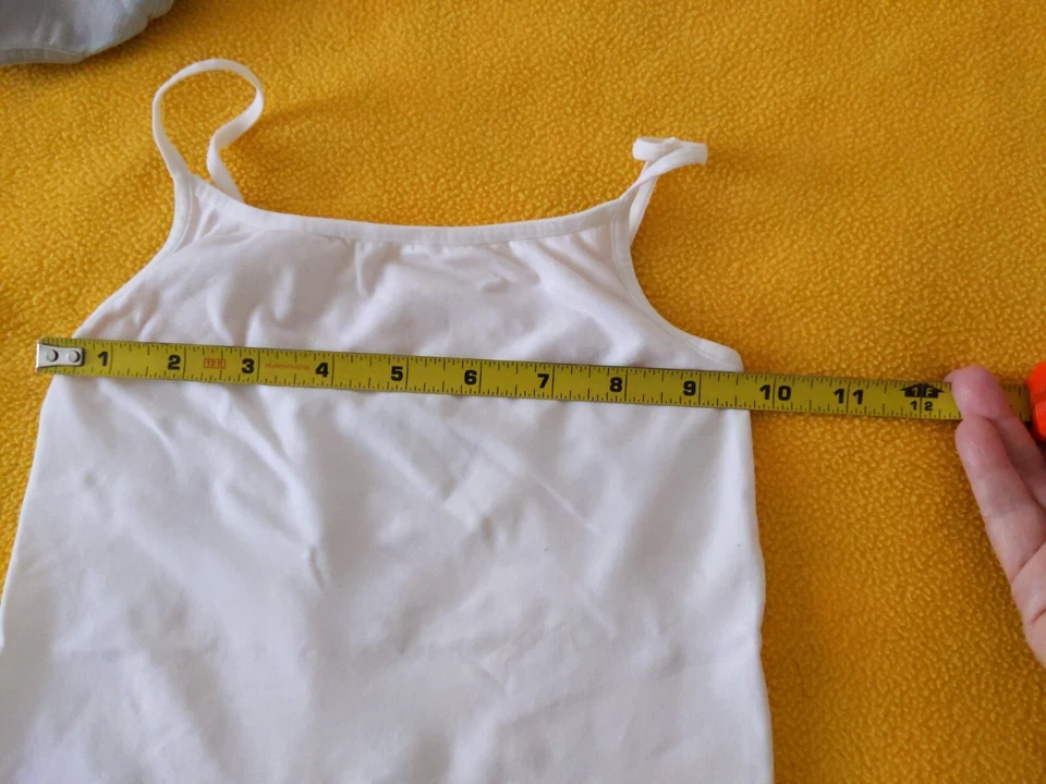 CONJUNTO de 2 camisetas sin mangas XHILARATION blancas grises camisolas niñas talla mediana Foto 4 de 4