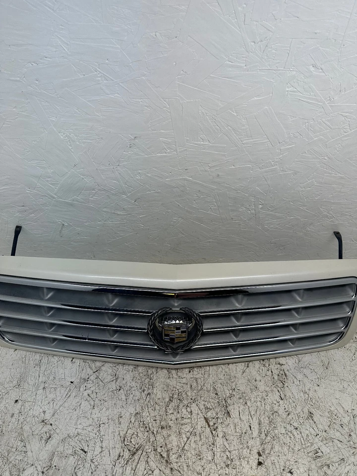 Cadillac Eldorado 1992-2002 parrilla delantera superior OEM Foto 2 de 4