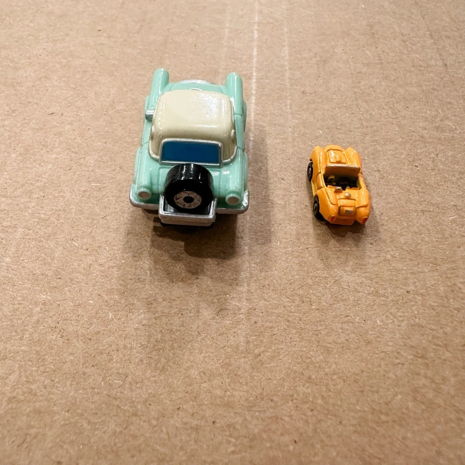 Micro Machines Insiders Set 6B Ford 1956 Thunderbird With Mini Shelby Cobra - Image 4 of 4