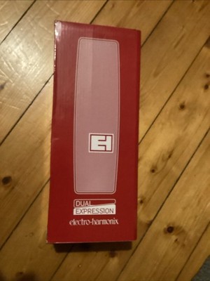 Dual Expression Electro Harmonix