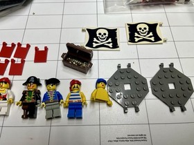Lego 6285 Pirates Pirates Barracuda Complete No Instructions