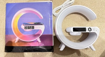 Smart LED Lampe G Bluetooth Lautsprecher Wireless Ladegerät RGB Wecker Nachtlichter