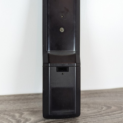 GENUINE HITACHI RM932E VCR TV REMOTE CONTROL - Tested & Working - FREE P&P - Picture 8 of 9