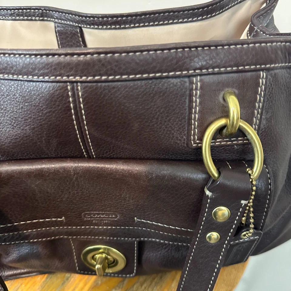 复古 Coach Penelope C1282-F19044 女式棕色荔枝皮单肩包 — 第 3/4 张图片