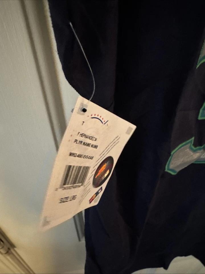 Camiseta grande de los Seattle Mariners de Felix Hernández majestuosa  Foto 3 de 4