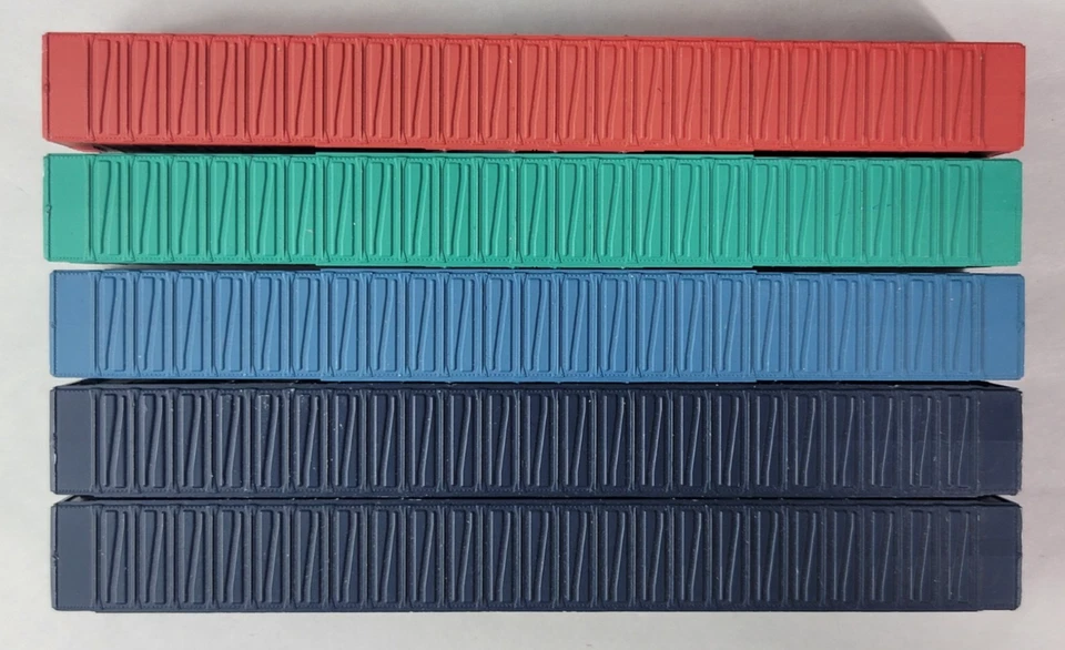 N Scale - Lot of 5x - 85' HI-Cube Box Car - Different Roads - No wheels - Image 2 of 3