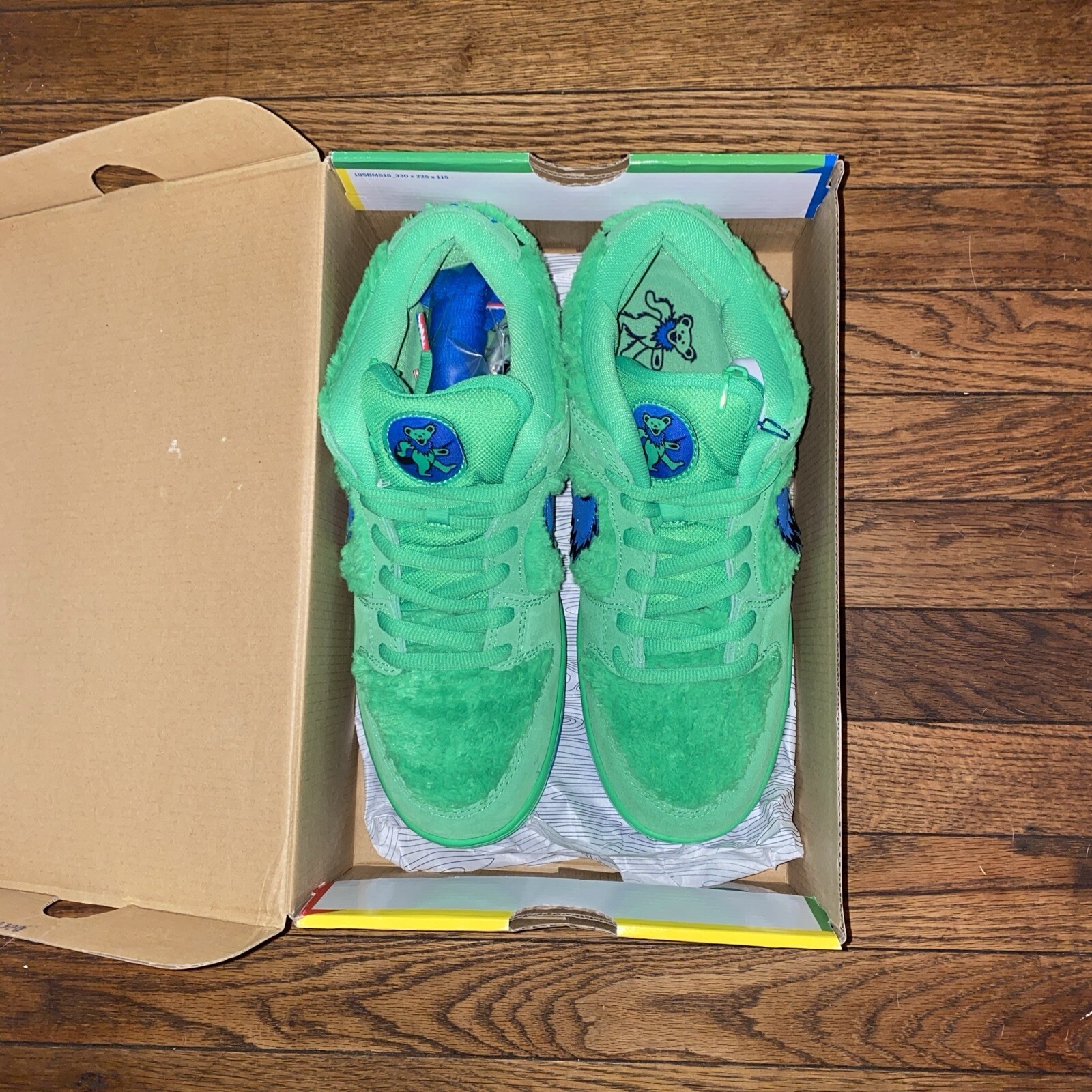 Size 10.5 - Nike SB Dunk Low x Grateful Dead Green Bear 2020 image 2