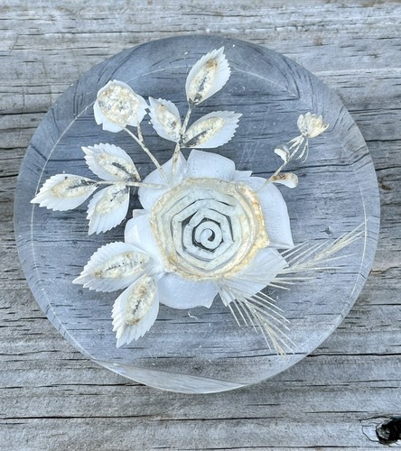 Vintage Acrylic Lucite White Rose Paperweight 3 Inches - Picture 4 of 7