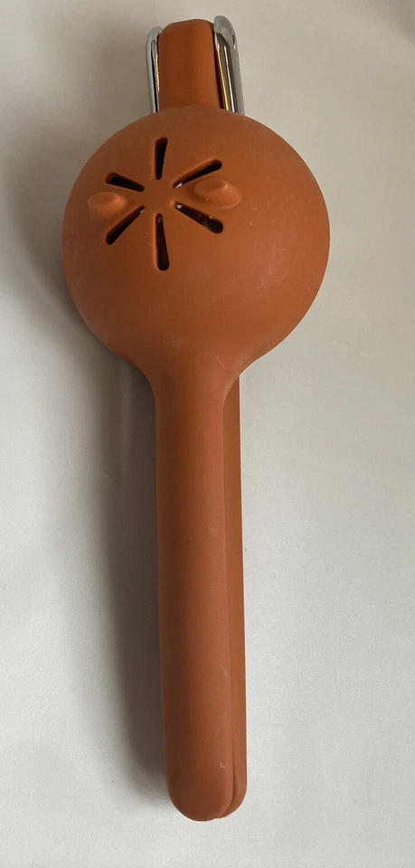 Espremedor de laranja Chef'n Citrus espremedor de frutas cítricas portátil 13" - Imagem 3 de 4