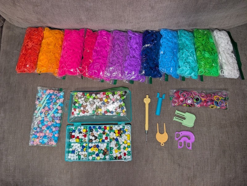 Rainbow loom Lot with extras 