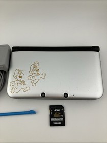 Nintendo 3DS XL Mario Theme The Year of Luigi Handheld System Blac/Silver- WORKS