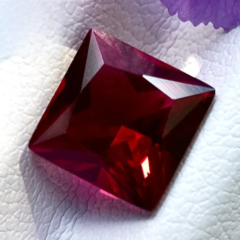 Pigeon Red Lab Grown Ruby 0.5-10ct AGL Princess Cut VVS1 Factory Directly Sale - Image 3 of 4