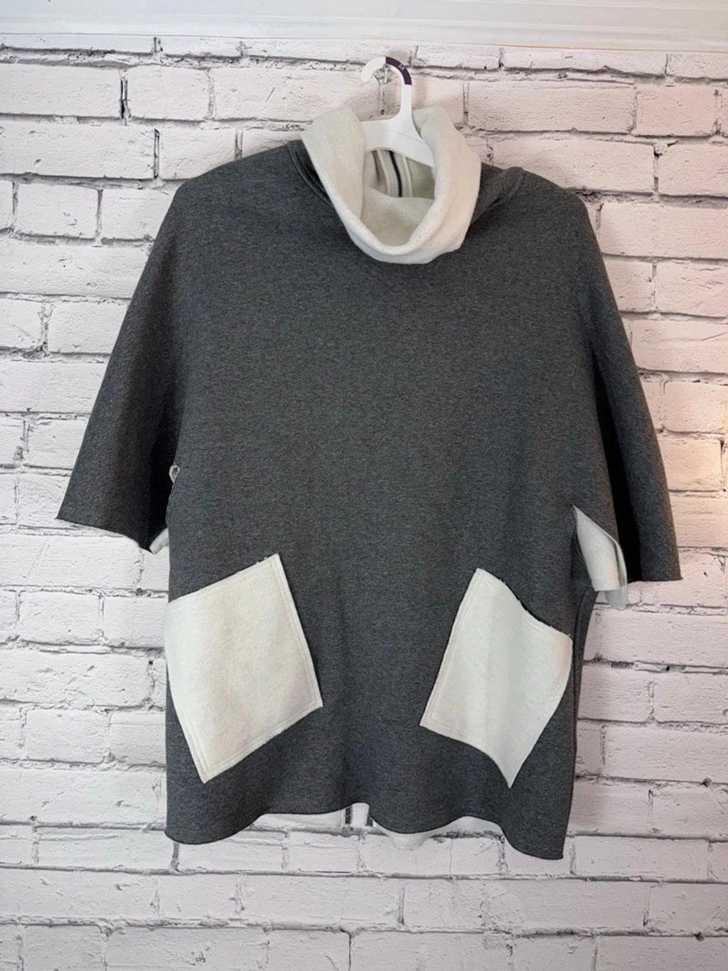 Karolina Zmarlak Gray Cream Mock Neck Poncho Cape Jacket Cashmere Blend Medium