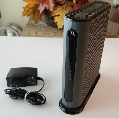 MOTOROLA 24x8 Cable Modem, Model MB7621, DOCSIS 3.0 with Power Cord No Box