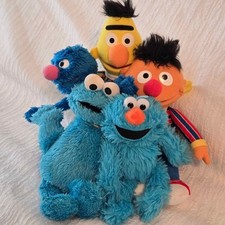 Vintage Collectible Sesame Street Plush Bert Ernie Cookie Monster Grover 67 