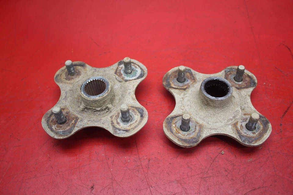 Yamaha Big Bear 400 2003 rueda trasera buje derecho e izquierdo Foto 2 de 4