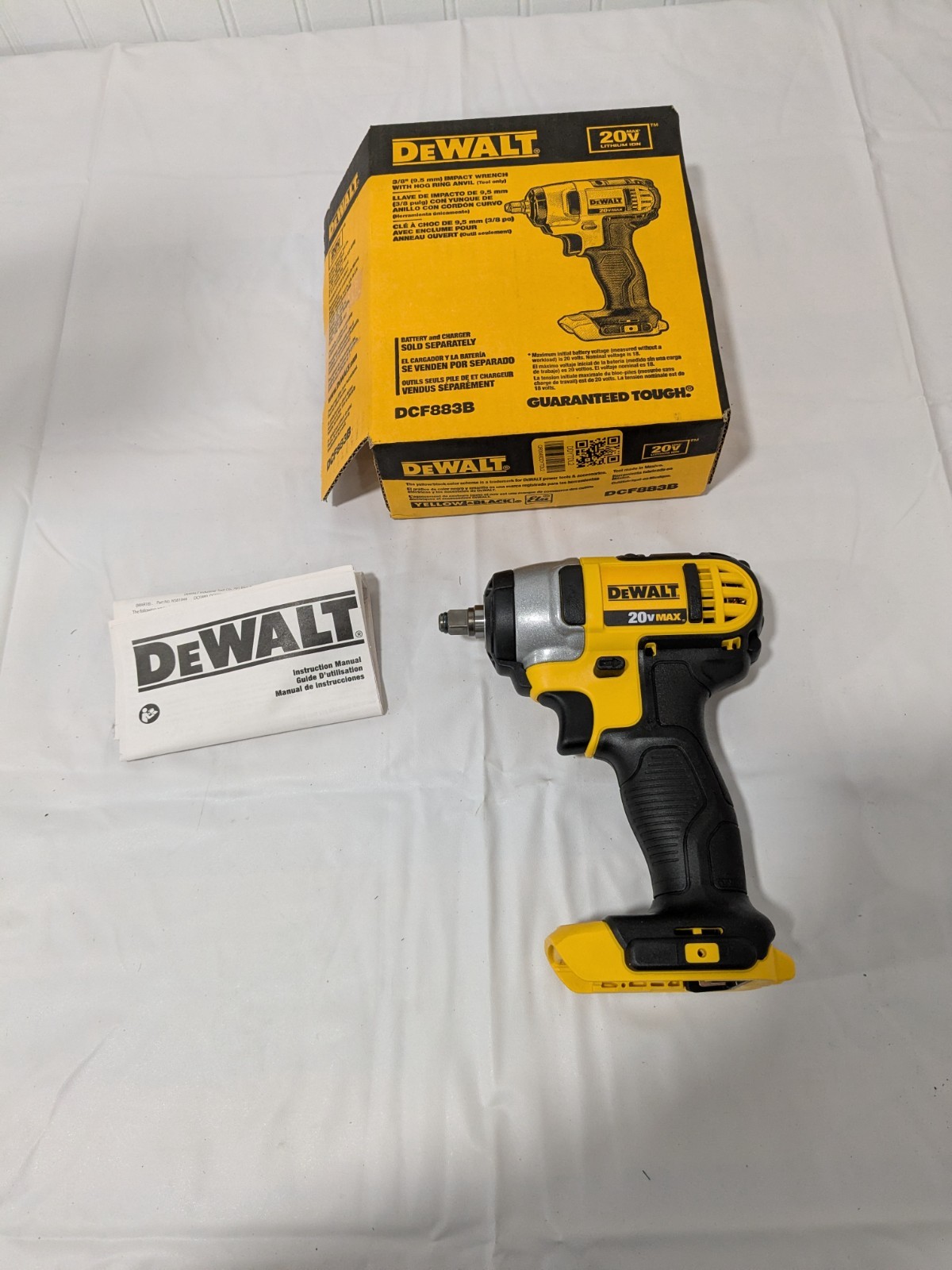DeWALT Cordless Impact Wrench 20V, 3/8" Drive, 0 to 2,700 BPM, 2,300 RPM DCF883B